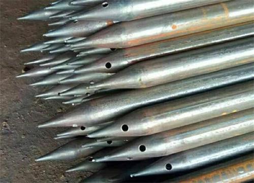 带岭隧道钢花管现货